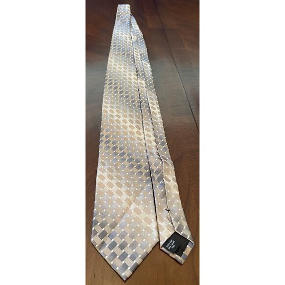 Pierre Cardin Hand Made 100% Silk Men’s Neck Tie Made In China - Picture 3 of 9